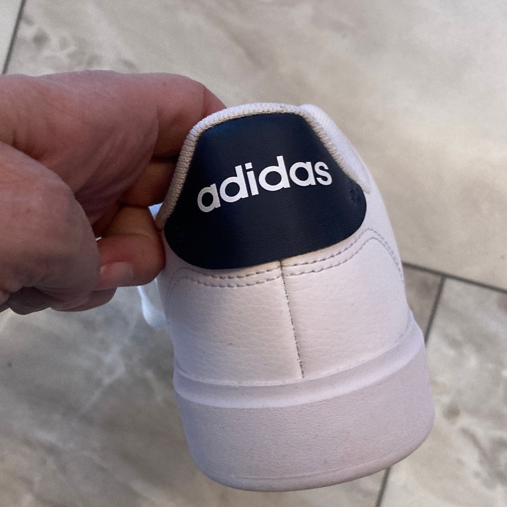 Adidas Women’s Advantage 2.0 Cloudfoam White Sneakers - Picture 5 of 14